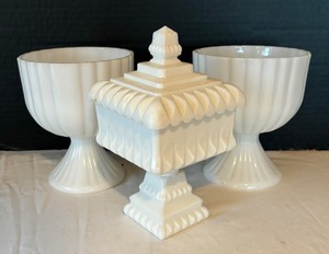 lot 234 image: Vintage Milk Glass Footed Candy Dish and Bowls