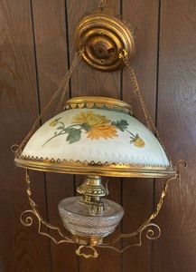 lot 285 image: Vintage Victorian Style Light Fixture