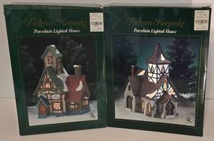 lot 153 image: Pair of Dickens Keepsake Lighted Holiday Houses