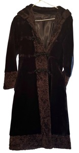 lot 193 image: Vintage Long Fur Coat with Hood  Vintage Statement Long Fur Coat with Collar