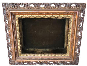 lot 259 image: Vintage Bekins Shadow-Box Frame