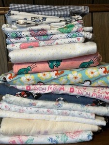 lot 356 image: Adorable Large Remnants and Yardage of Childrens Themed Fabric