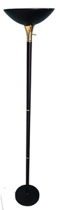 lot 427 image: Tall Floor Lamp