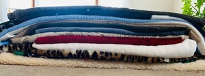 lot 430 image: Medium to Extra Large Fabric Remnants
