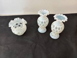 lot 125 image: Set of 3 Fenton Coin Dot Opalescent Glass Vases