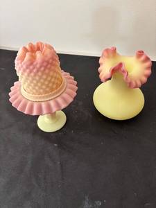 lot 159 image: Set of 2 Fenton Burmese Glass Fairy Lamp and Ruffled Vase