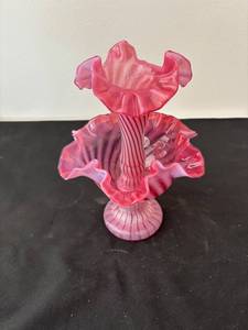 lot 15 image: Fenton Art Glass Cranberry Opalescent Swirl Epergne Vase