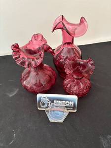 lot 174 image: Set of 3 Fenton Cranberry Glass Vases with Original Display Sign