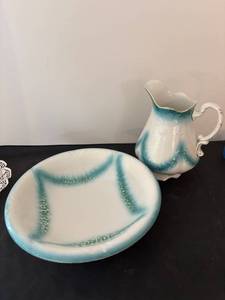 lot 274 image: Antique Galatea E.L.P. Co. Wash Basin and Pitcher Set