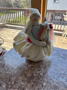 lot 443 image: Handcrafted Winter-Themed Decorative Doll