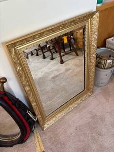lot 541 image: Vintage Gold Ornate Framed Wall Mirror