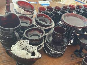 lot 610 image: Extensive Collection of Vintage Avon 1876 Cape Cod Ruby Red Glass Tableware