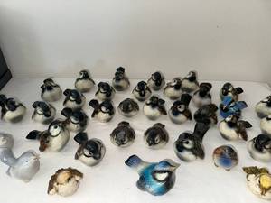 lot 627 image: Collection of 32 Hand-Painted Ceramic Bird Figurines