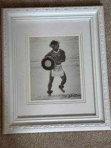 lot 30 image: Set of 2 Kim Taylor Reece Framed Hula Kahiko Photographs