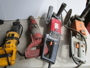 lot 29 image: Corded Tools