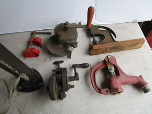 lot 33 image: Vintage Tools