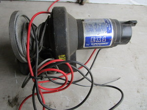 lot 35 image: Super Winch