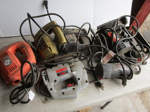 lot 37 image: Corded Tools
