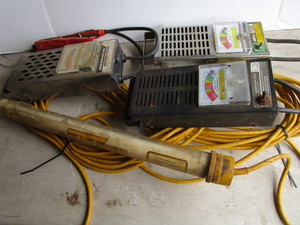 lot 47 image: Battery Testers