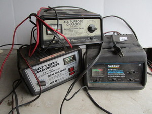 lot 49 image: Battery Chargers