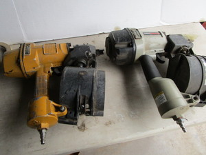 lot 53 image: Coil Nailers