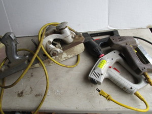 lot 56 image: Electric Staplers, Planer