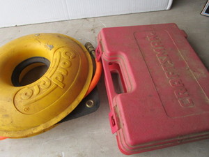 lot 78 image: Crown Stapler, Air Hose Cord Reel