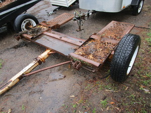 lot 4 image: Car Dolly 1998