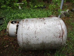 lot 9 image: LP Tank