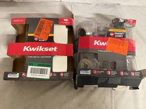 lot 9 image: 2 Kwikset Keyed Both Sides Sets