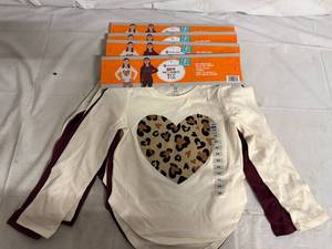 4 Packs of 2 Kids T-Shirt Sets - Size 4/5