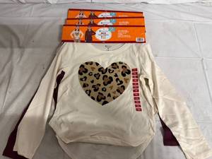 lot 38 image: 3 Packs of 2 Kids T-Shirt Sets - Size 78