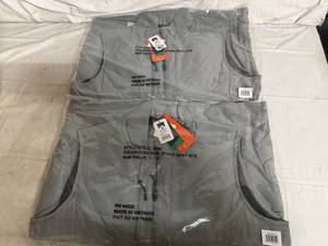 lot 84 image: 2 Storm Creek Smooth Shell Vest - Large