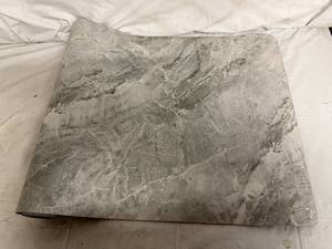 lot 12 image: 2ft x 6ft Bath Rug - Light Grey Marble