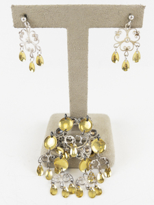lot 36 image: Norwegian Solji Wedding Two-Tone base Metal Brooch & Matching Earrings.