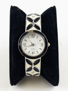 lot 60 image: Ladys Hamilton Black & Cream Clover Enamel Silver Tone stainless steel Quartz Analog watch Cuff. New Battery Installed
