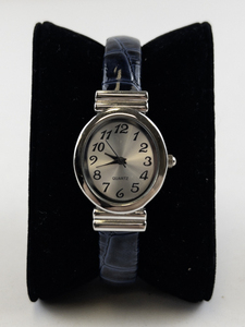 lot 60A image: Navy Leather Cuff stainless steel and base metal Quartz Analog watch. New Battery Installed