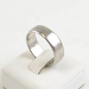 lot 71 image: Classic 6mmSterling Silver Band. Size 7.5 - 7.75.