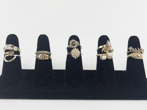 lot 110 image: Group of 10 Base Metal Rings . Size 7.75-8.