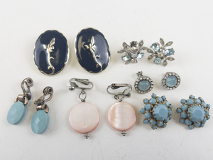 lot 167 image: Group of 6  Fashion Base Metal Clip-On Earrings .