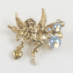 lot 179 image: Kirks Folly Fairy Godmother Gold Tone Base Metal Brooch.