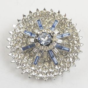lot 200 image: Coro 3D Rhinestone Brooch Silver Tone Base Metal Brooch .