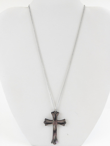 lot 302 image: Carved Abalone Silver Tone Base Metal Cross Pendant Necklace .