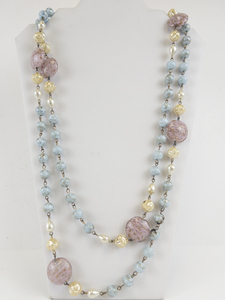 lot 314 image: Blue & Dusty Rose Glass Base Metal Bead Necklace.
