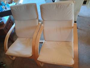 lot 12 image: Pair of Reclining Brentwood Chairs