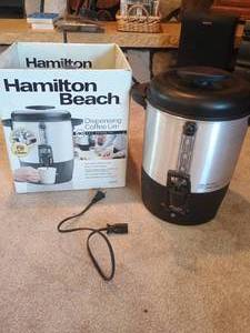 lot 17 image: Hamilton Beach Coffee Urn