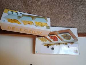 lot 38 image: New In Box Appetizer Trays