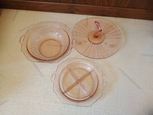 lot 78 image: Three Pieces Pink Depression Glass Platters