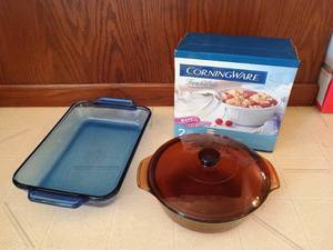 lot 81 image: New in Box Corning Ware & Anchor Hawking Bakeware