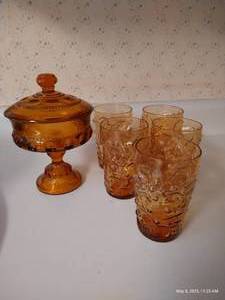 lot 112 image: Orange Glasses & Candy Dish